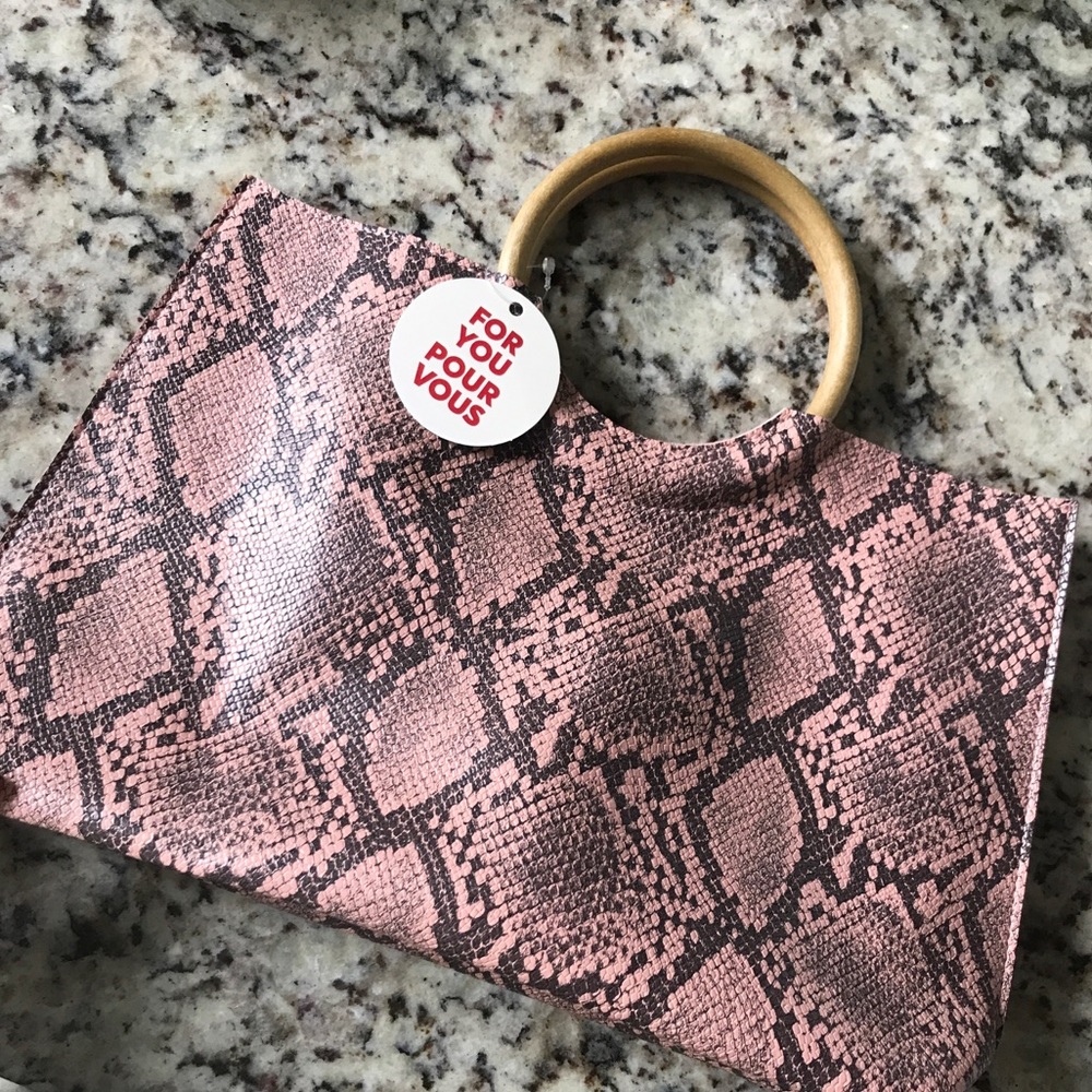 Faux leather snakeskin purse